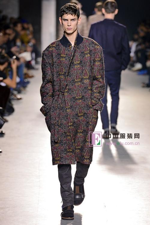 德賴斯·范諾頓2013/14秋冬巴黎男裝秀 詩意與結(jié)構(gòu)的交融